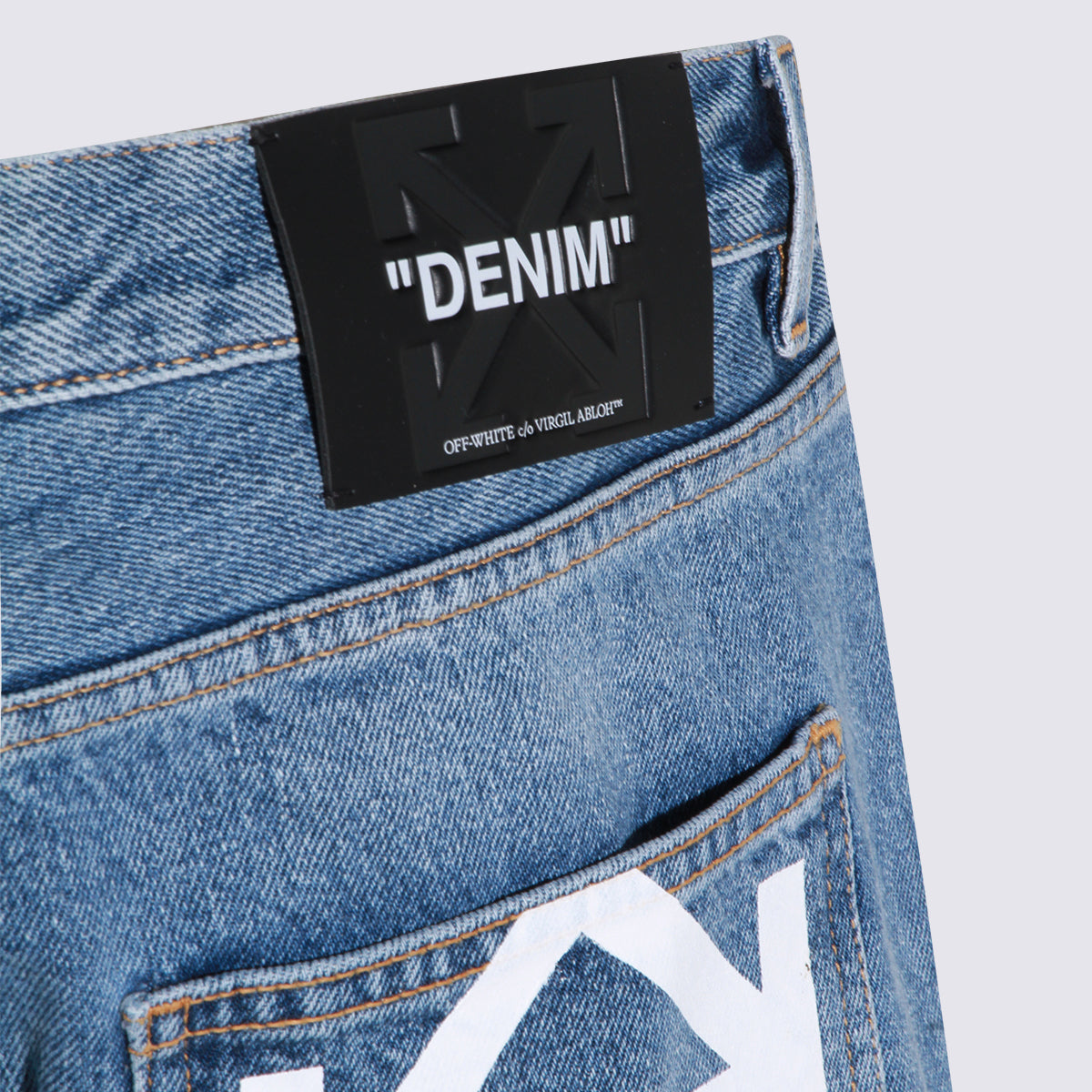 Off-White Jeans Medium Blue