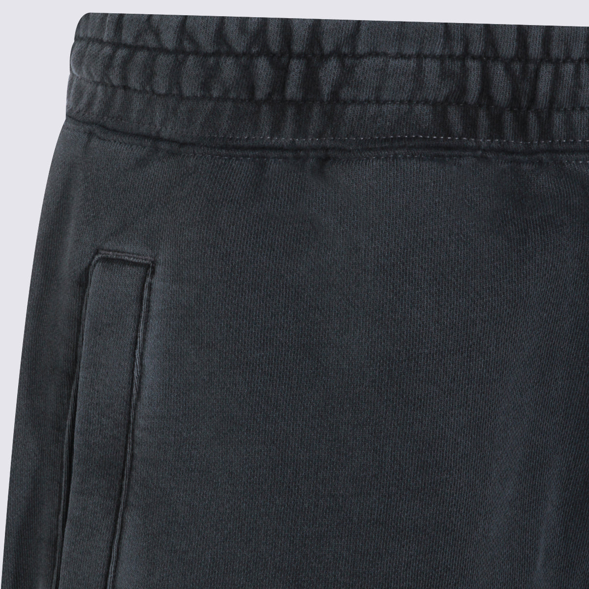Carhartt WIP Shorts Black