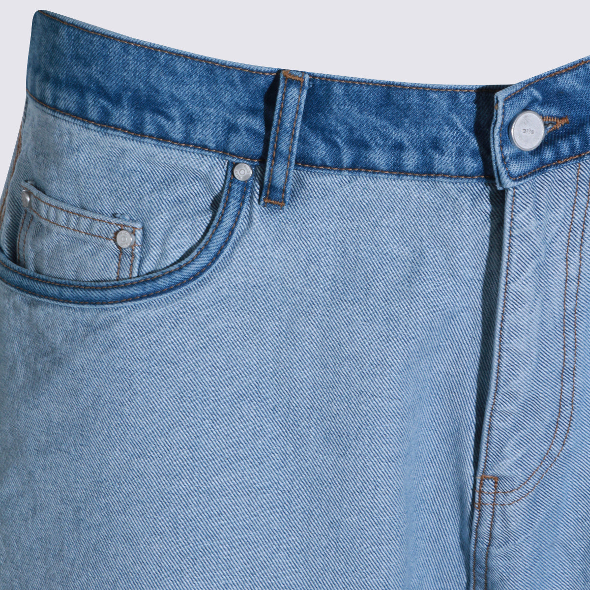ARTE ANTWERP Shorts Denim Bleach _100 % Co