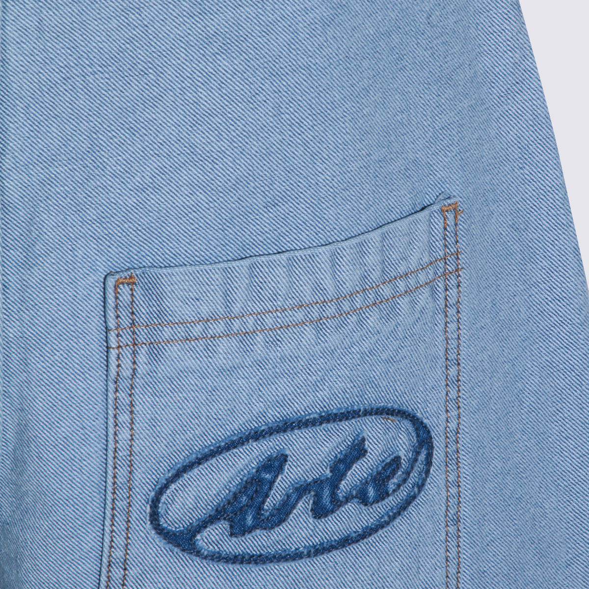 ARTE ANTWERP Shorts Denim Bleach _100 % Co