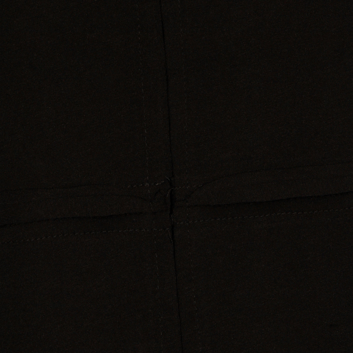 Thom Krom Top Black _co Md