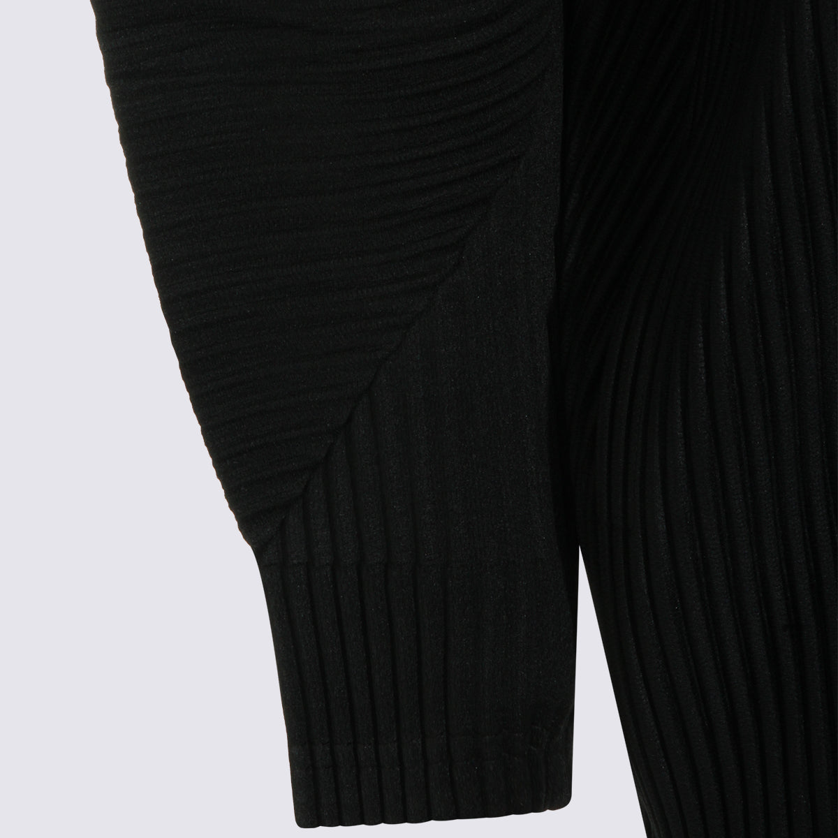 HOMME PLISSE ISSEY MIYAKE Sweaters Black _pl