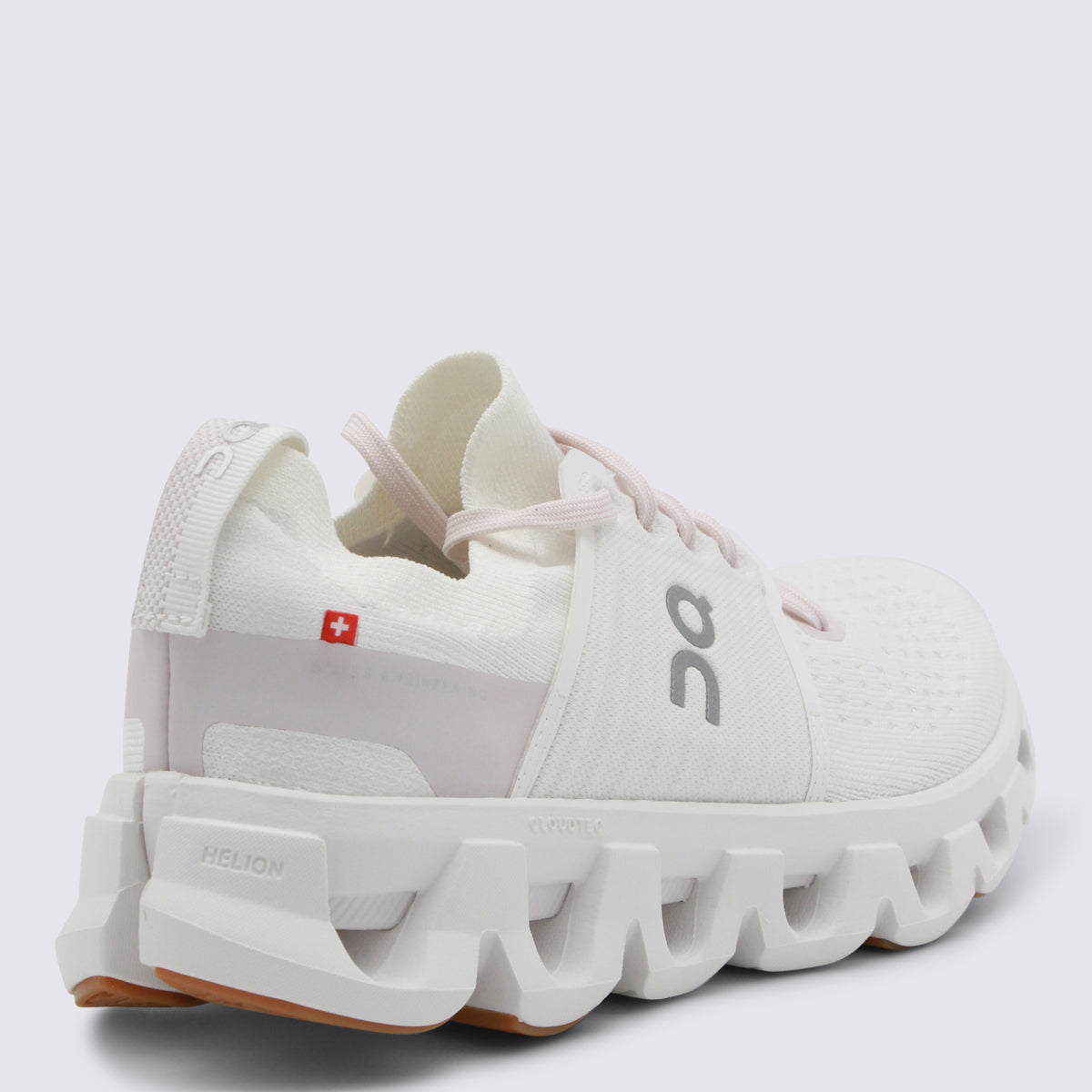 ON Sneakers White/lily _cover Tex Sole El