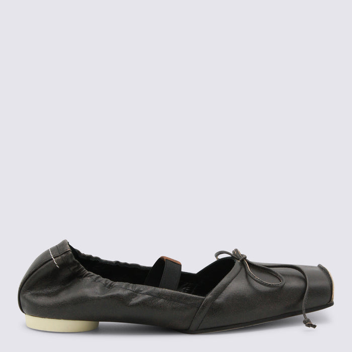 MM6 Maison Margiela Flat shoes Black/doe Brown _cover Le Sole El