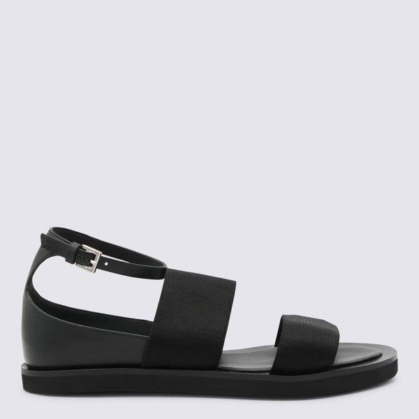Max Mara 49% Viscose sandal in black
