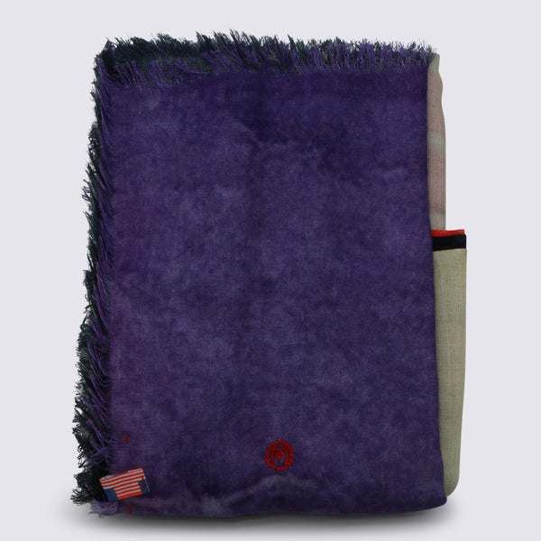 Talking Walls 80% Mohair scarf in purple