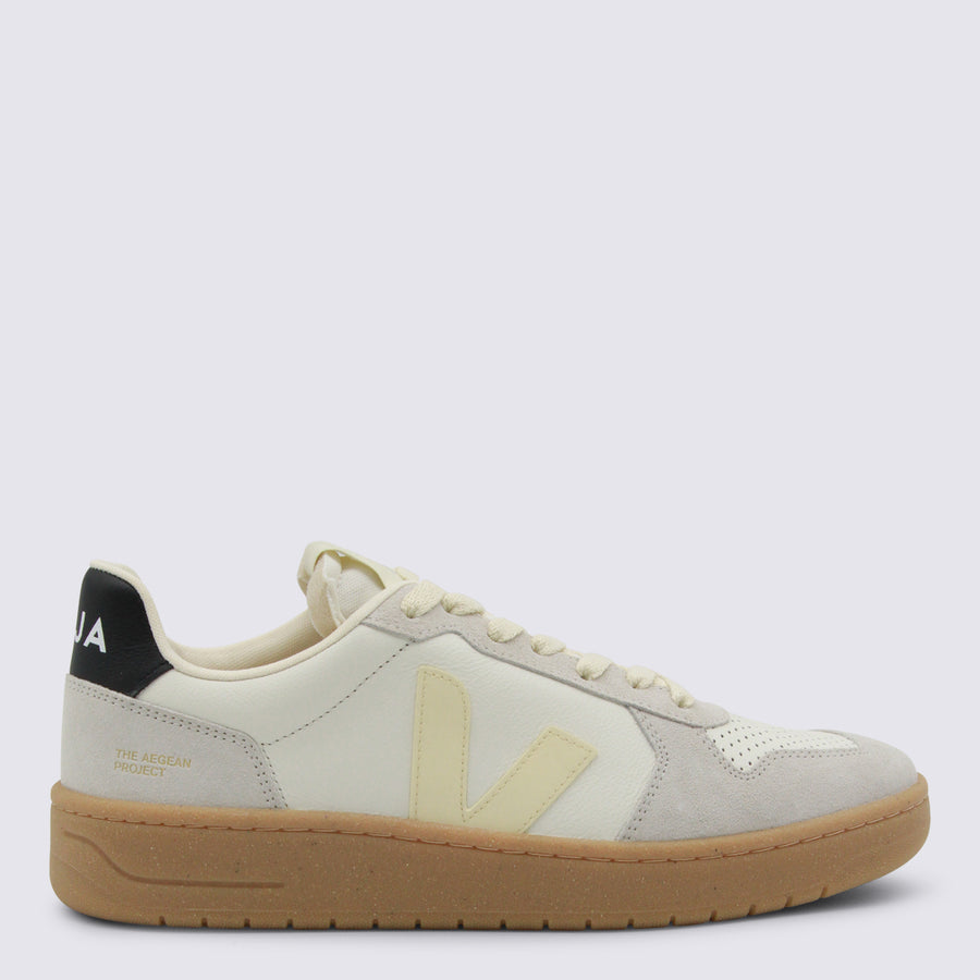 Veja _cover tex/le SOLE el sneaker in white