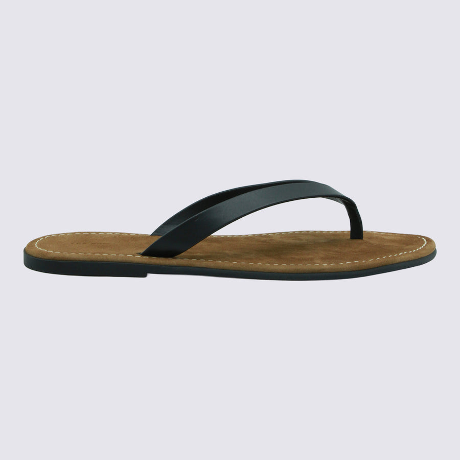 The Row Leather flat in black