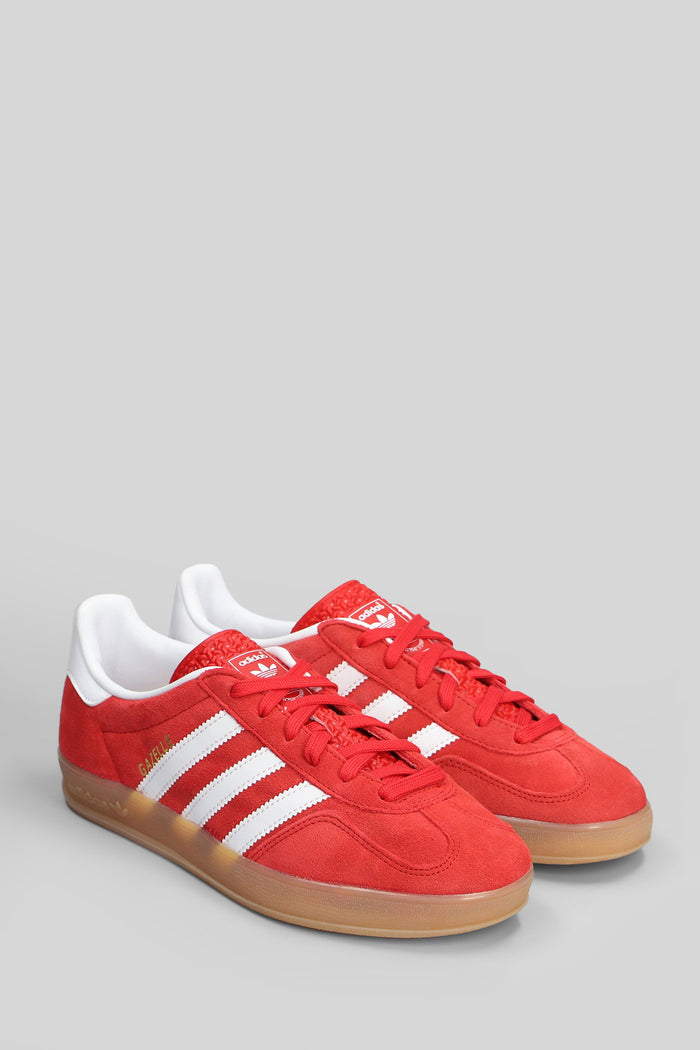 Gazelle Indoor Sneakers in red suede Scarpe