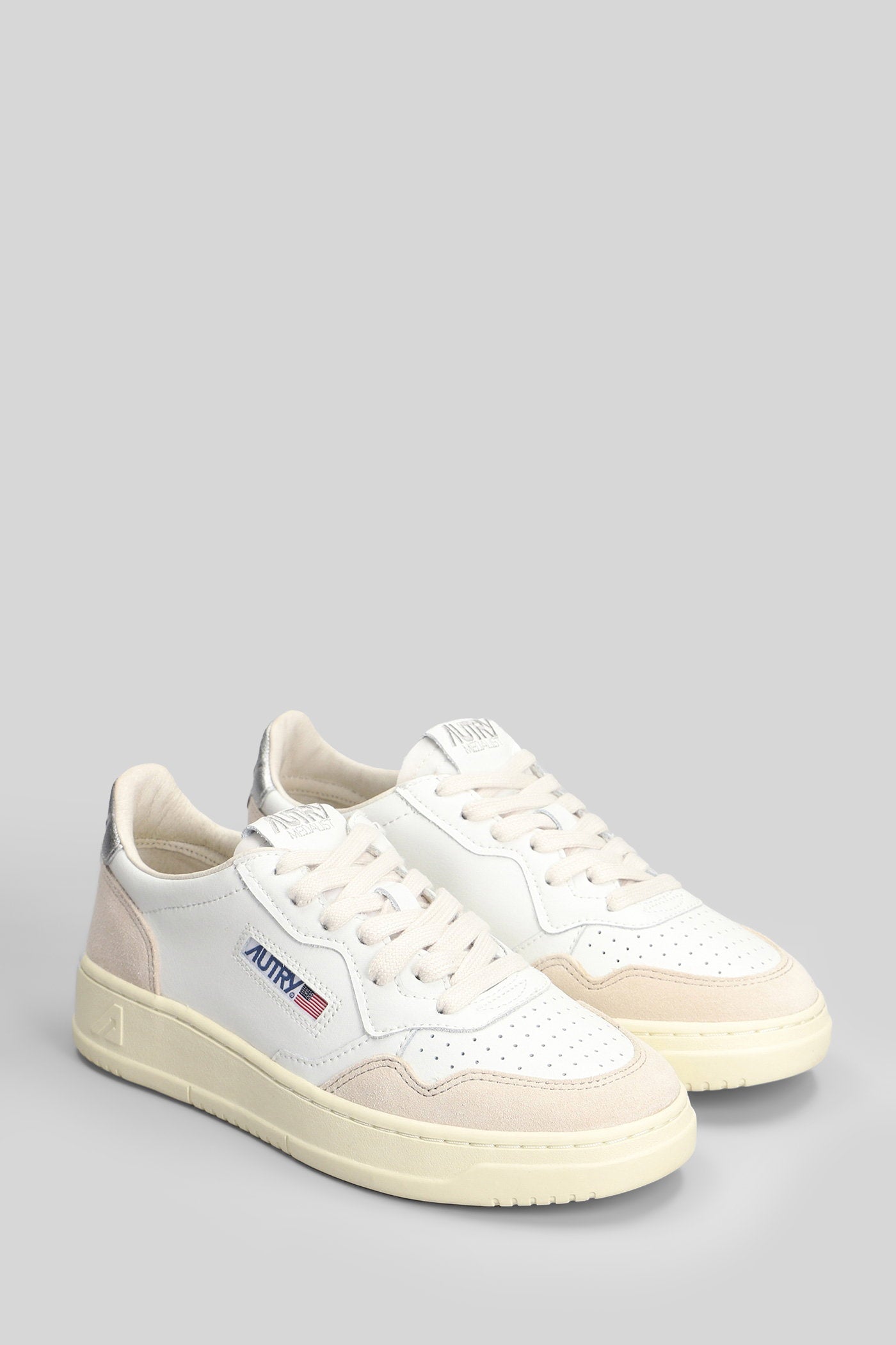 Medalist Low Sneakers in white suede and leather Scarpe