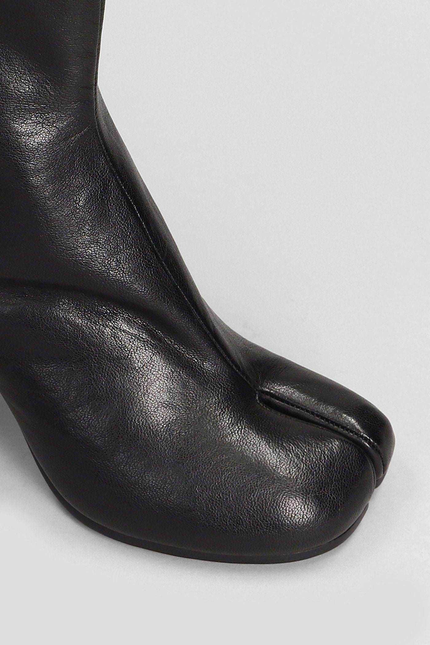Tabi High heels Ankle boots in black leather Scarpe