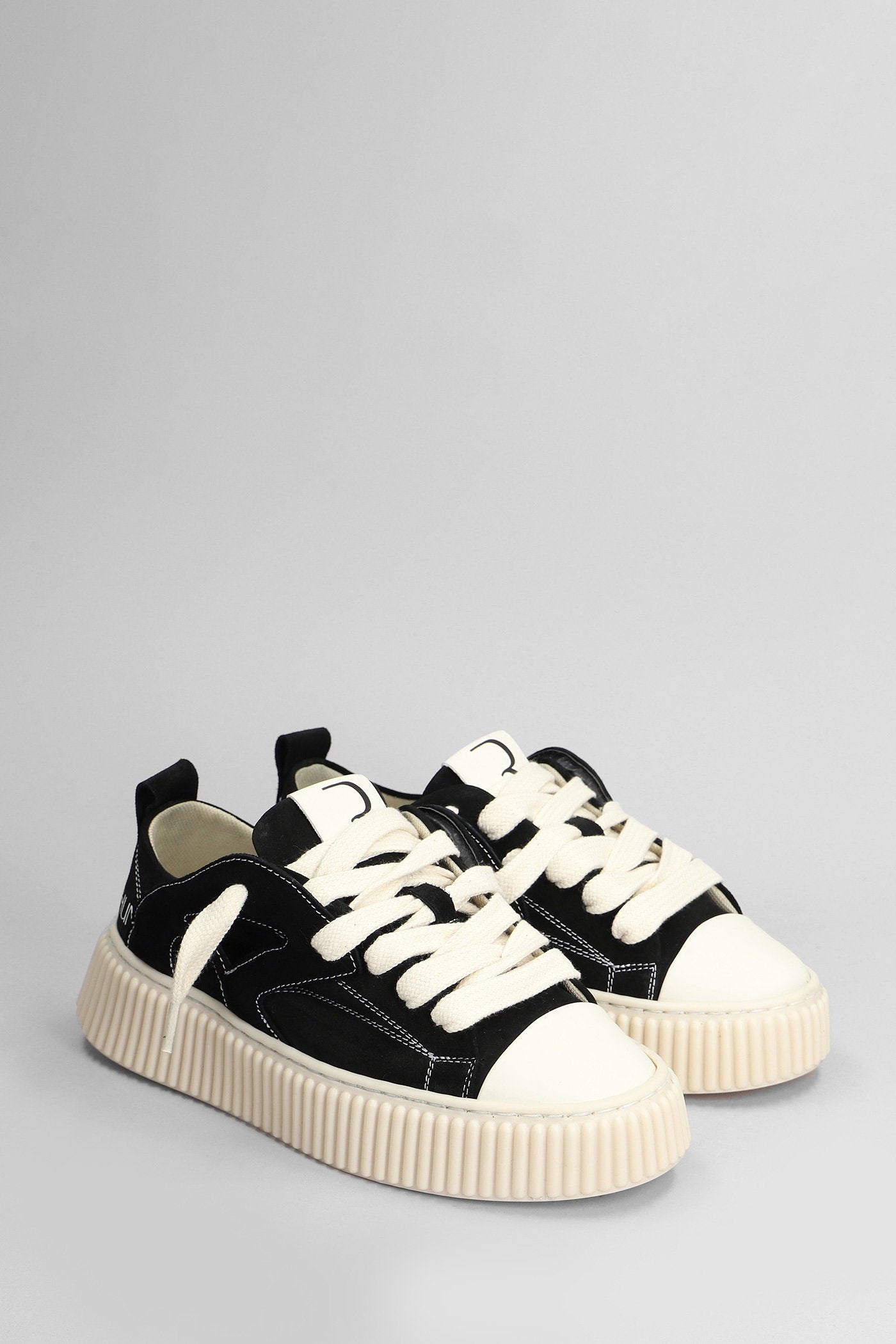 Skate Suede Sneakers in black Scarpe