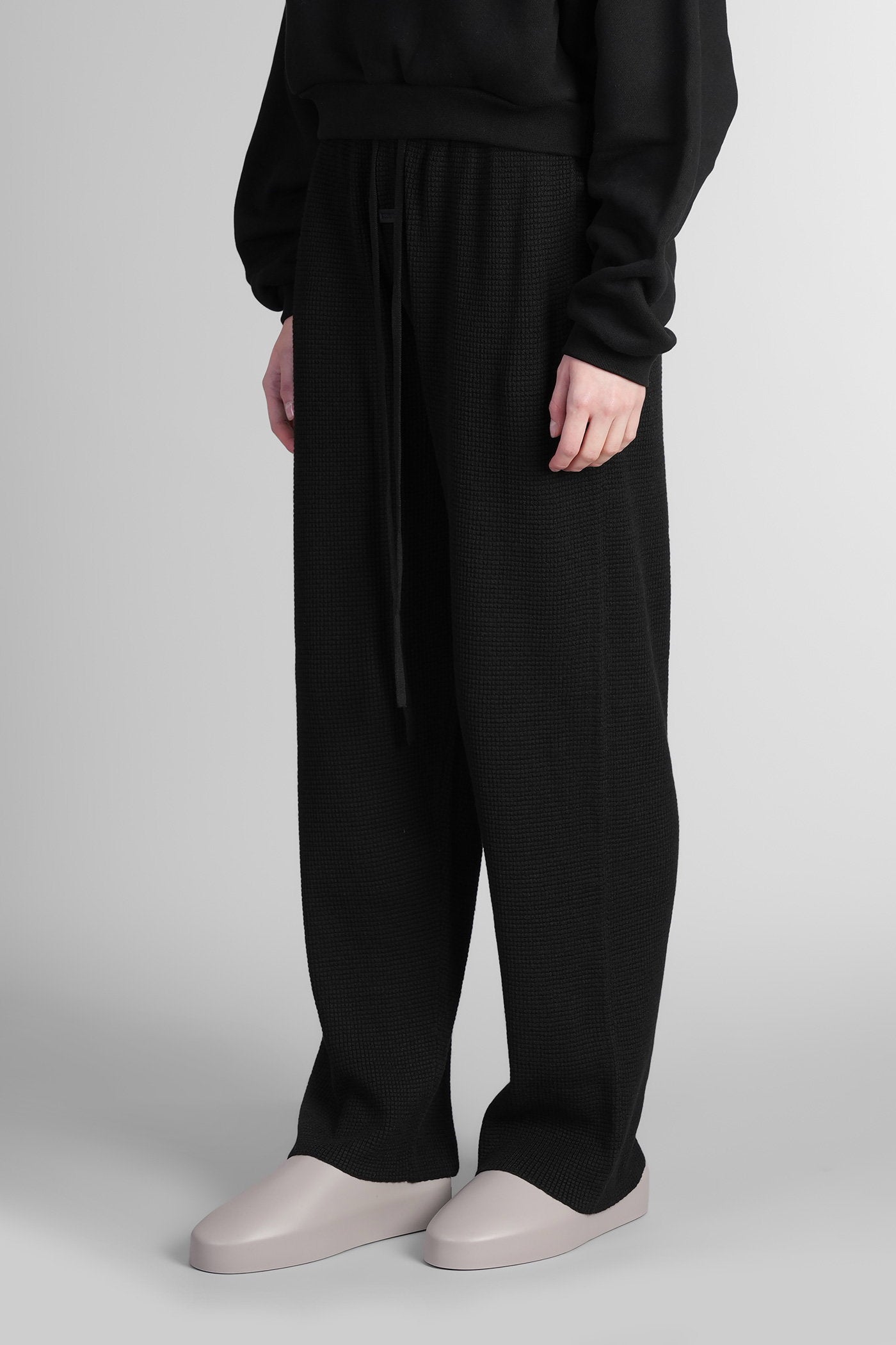 Pants in black polyester Abbigliamento