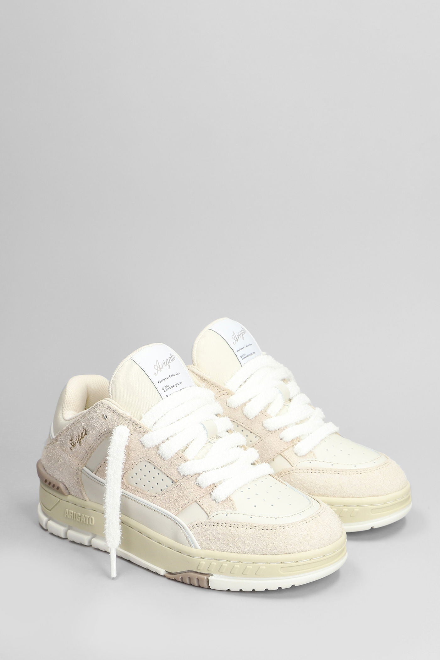 Area Lo Fluffy Sneakers in beige suede Scarpe