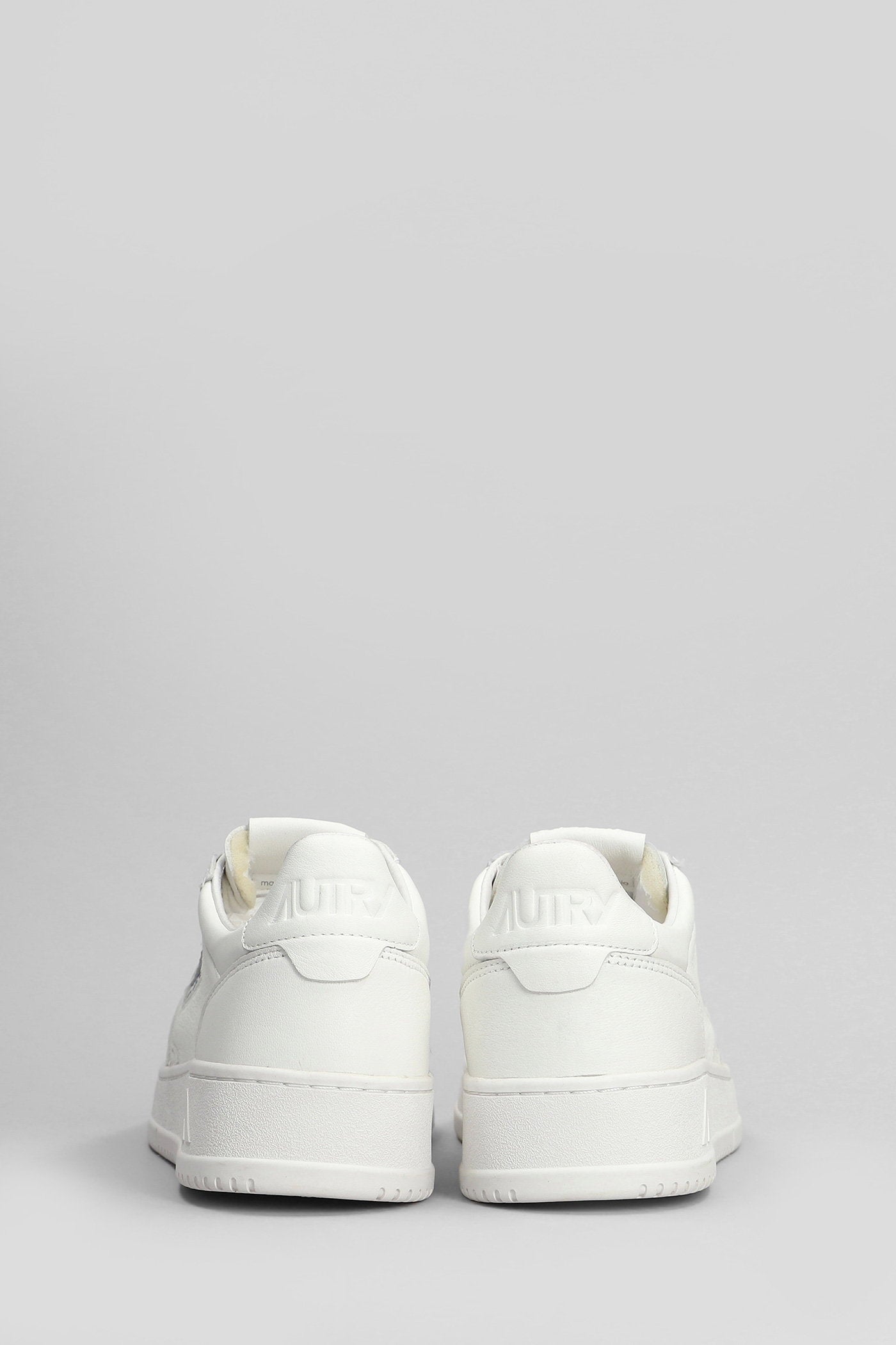 Medalist Sneakers in white leather Scarpe