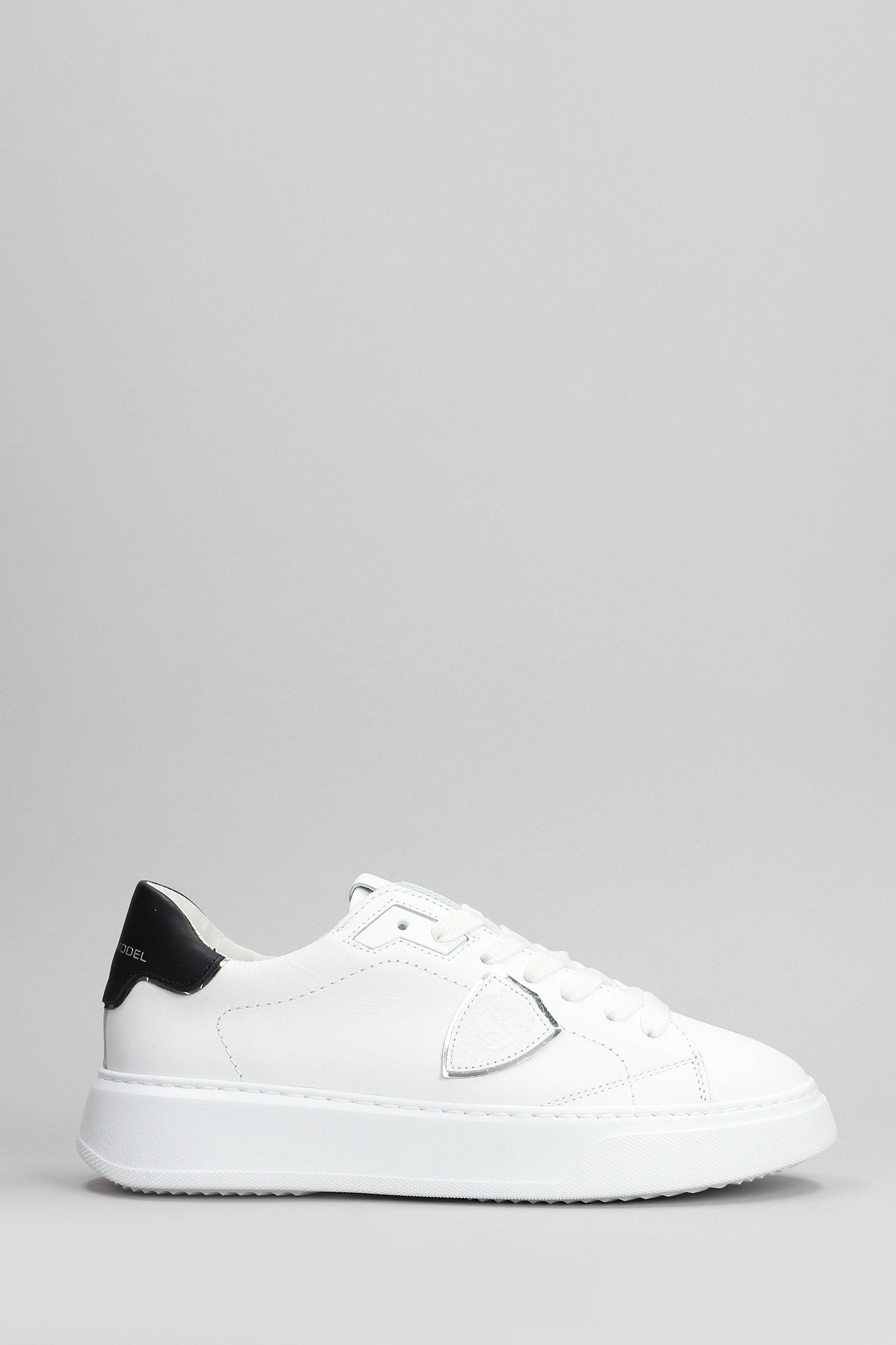 Temple Low Sneakers in white leather Scarpe