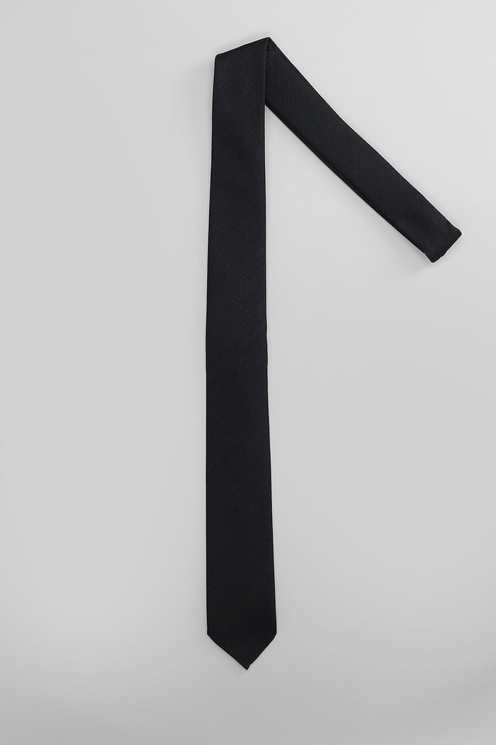Tie in black silk Accessori