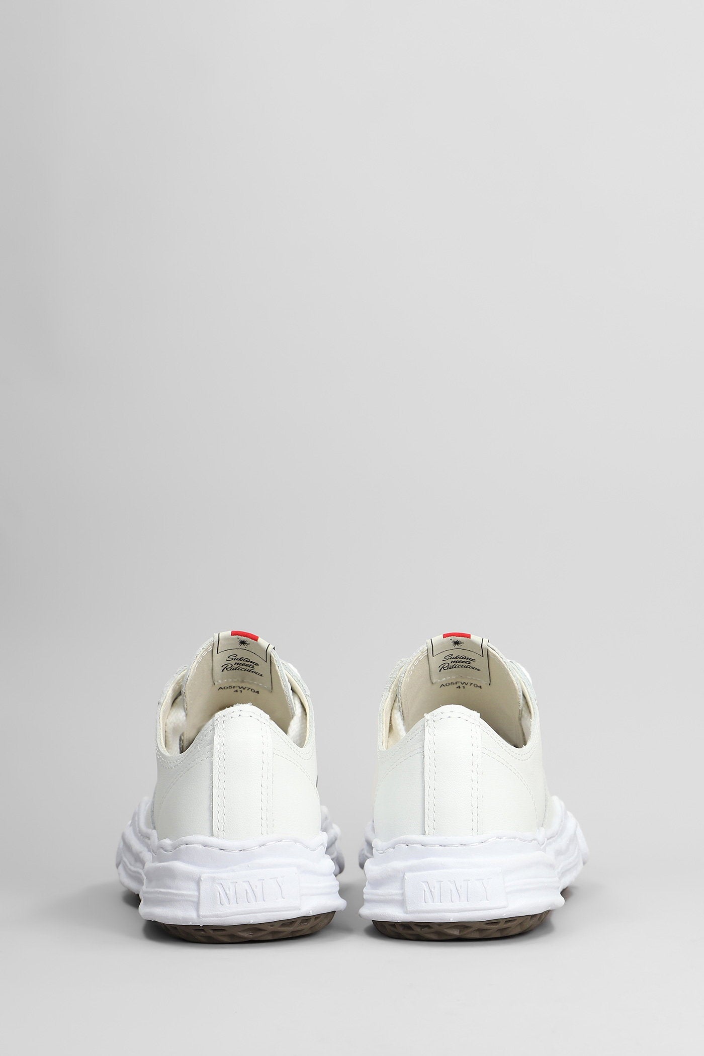Hank low Sneakers in white leather Scarpe