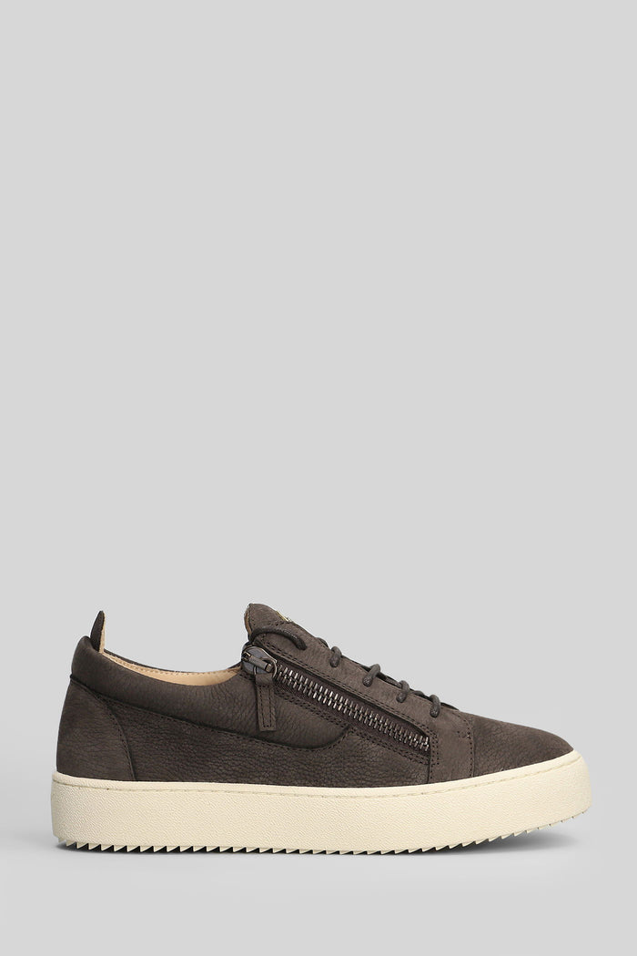 Gz94 Sneakers in brown suede Scarpe