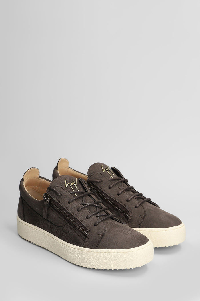 Gz94 Sneakers in brown suede Scarpe