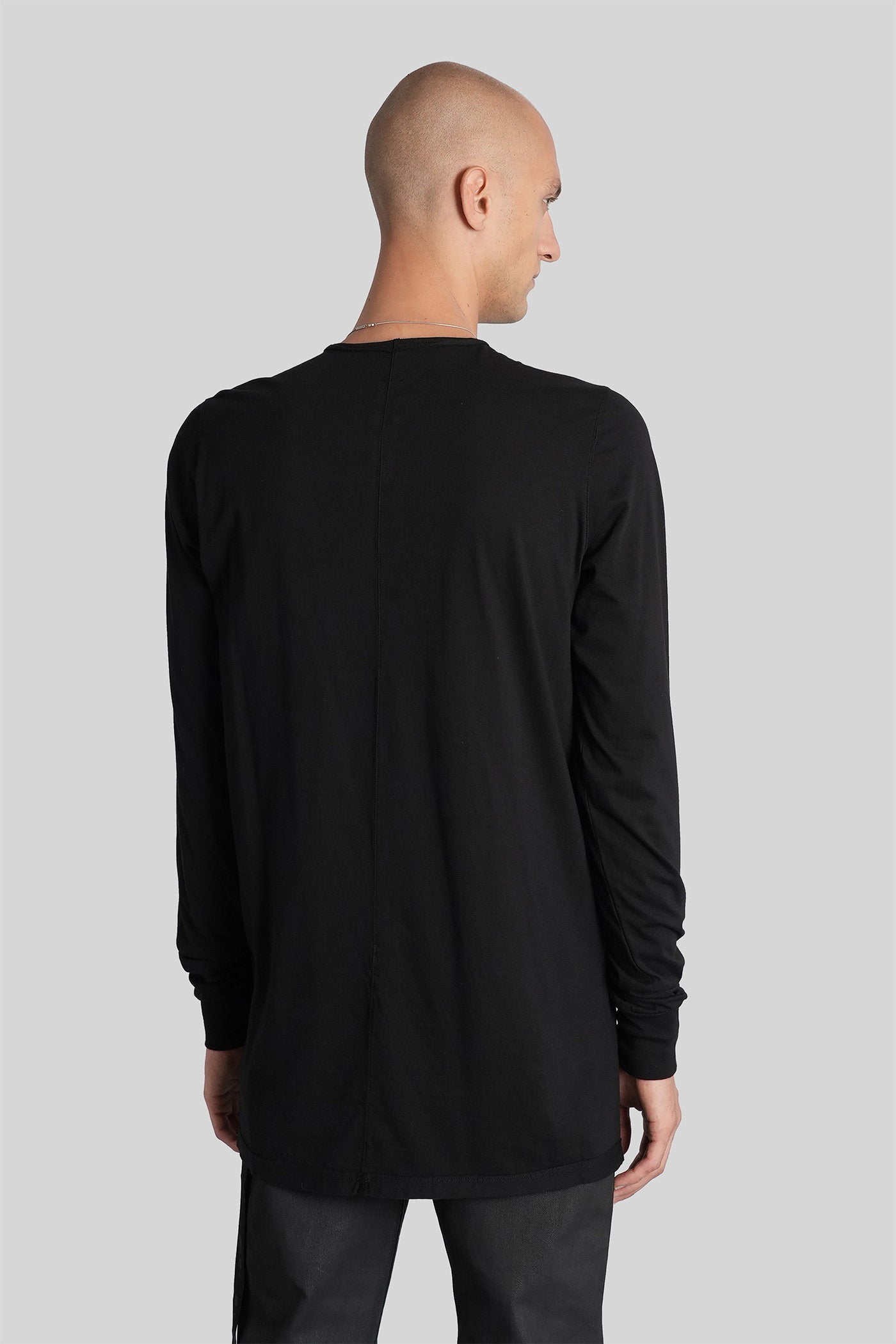 Level ls t T-Shirt in black cotton Abbigliamento