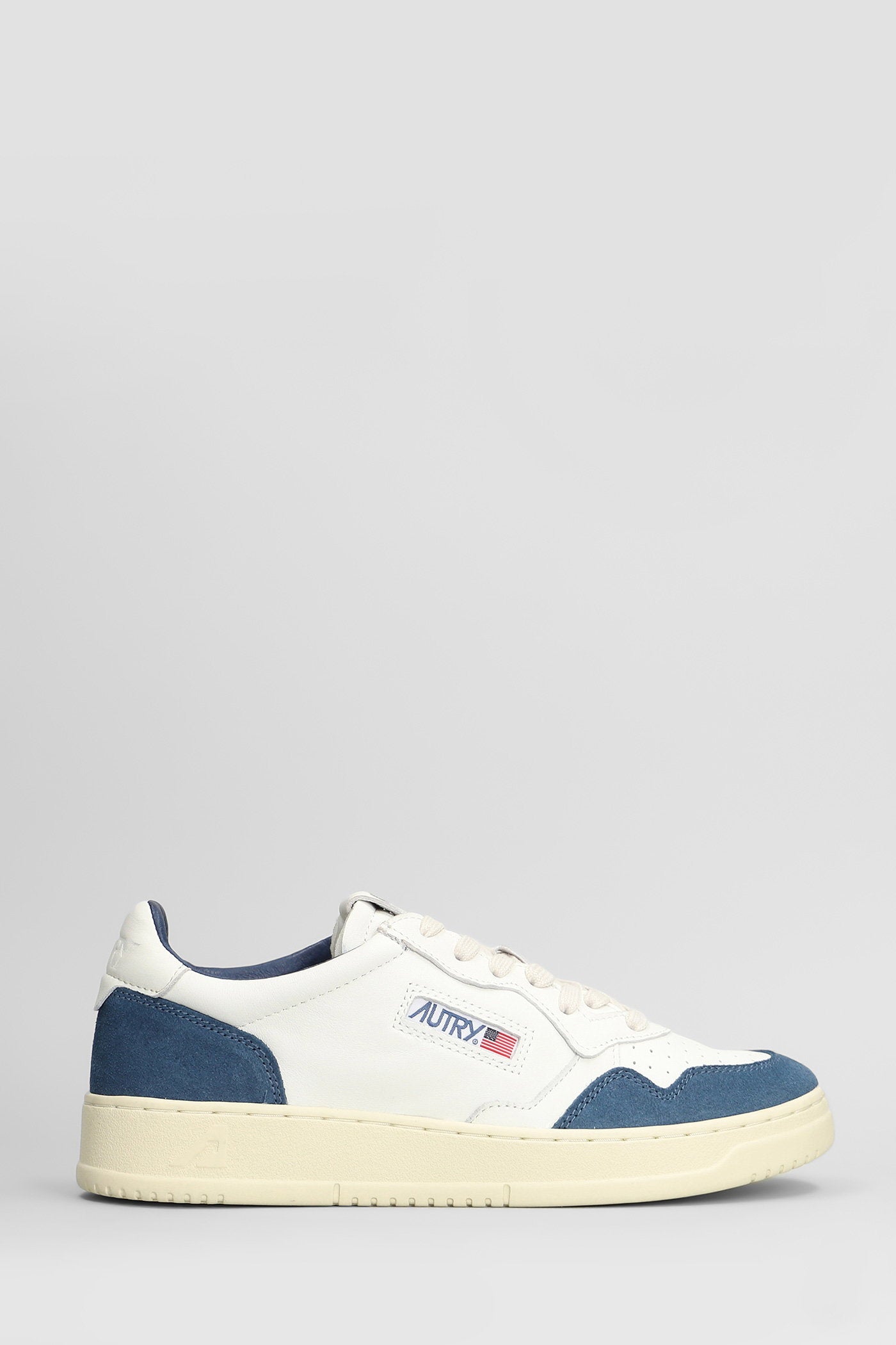 Medalist Low Sneakers in white suede and leather Scarpe