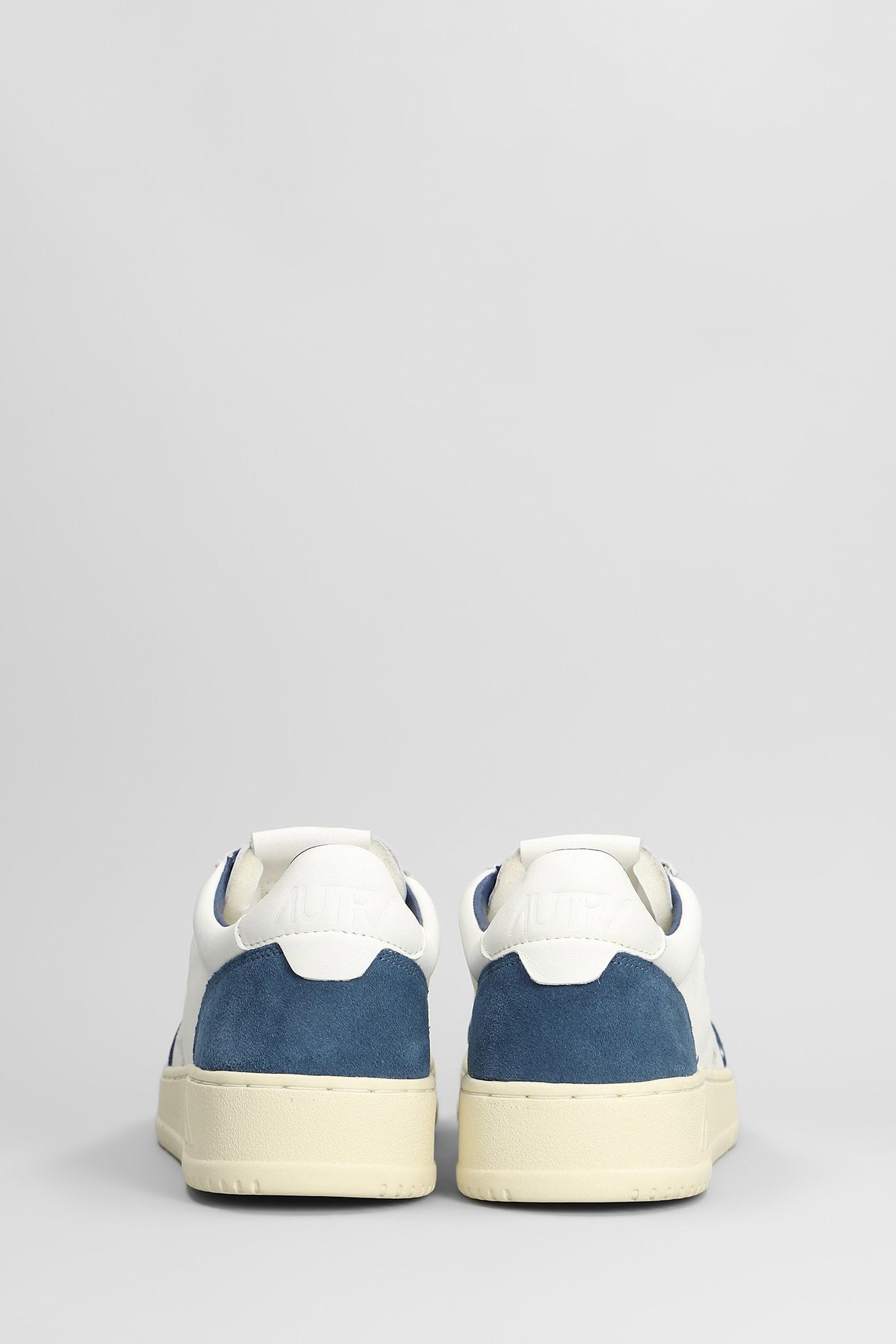 Medalist Low Sneakers in white suede and leather Scarpe