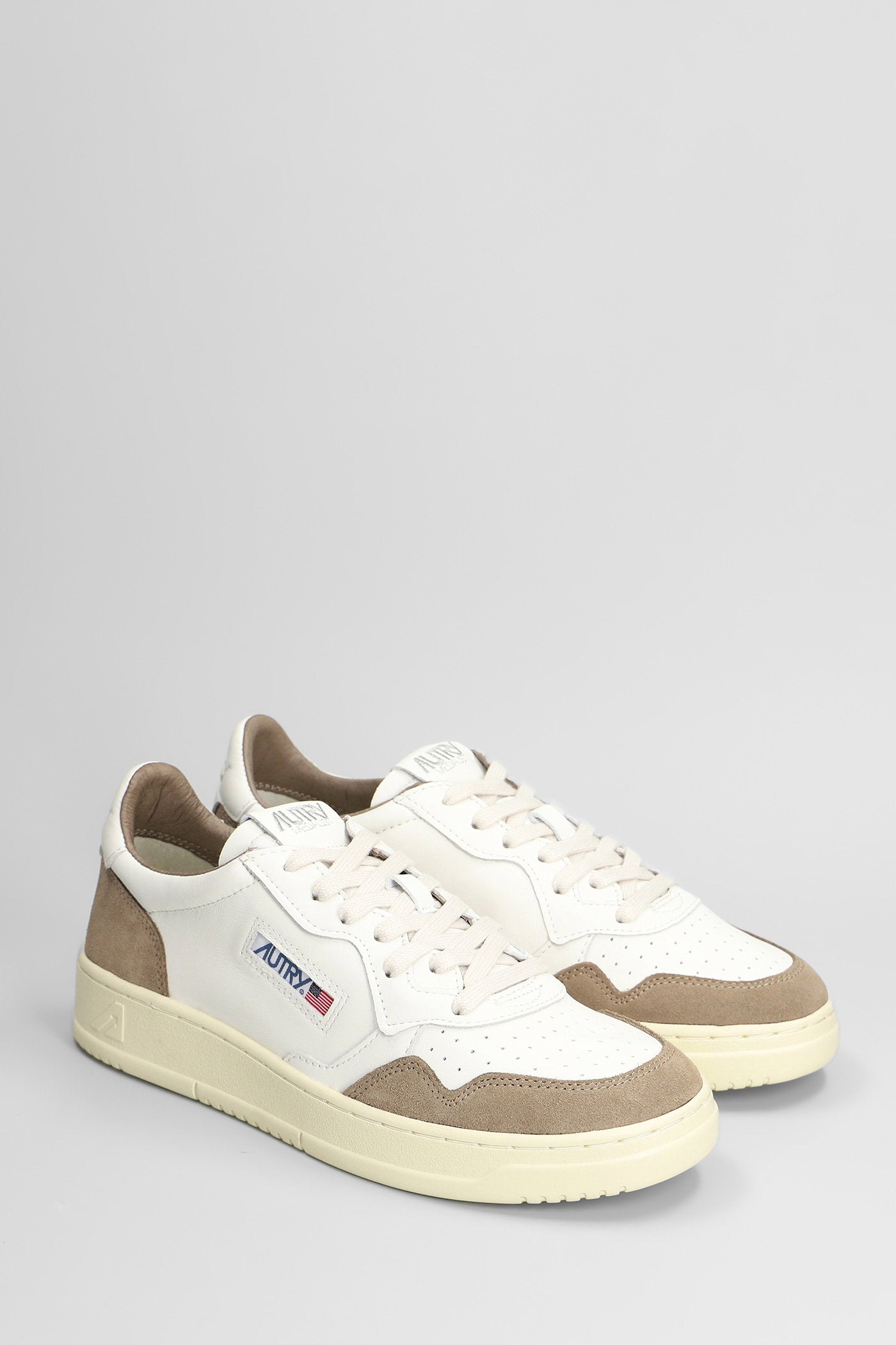 Medalist Low Sneakers in white suede and leather Scarpe