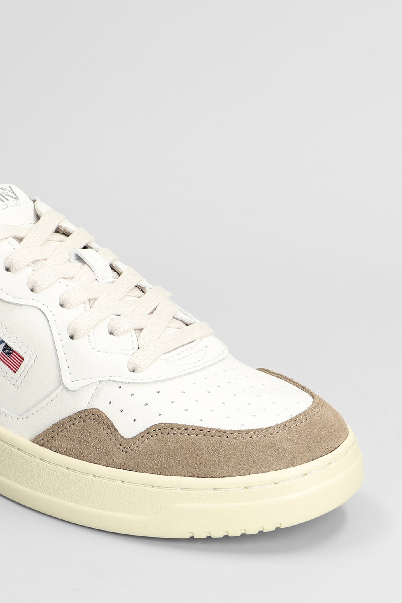 Medalist Low Sneakers in white suede and leather Scarpe