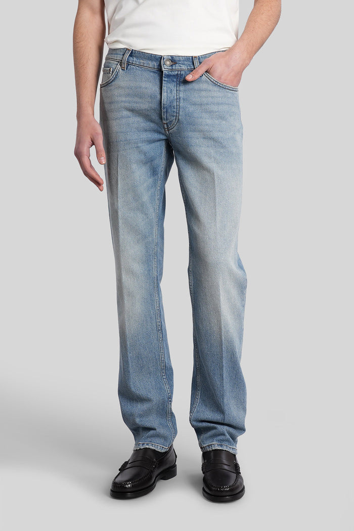 Jeans in blue denim Abbigliamento