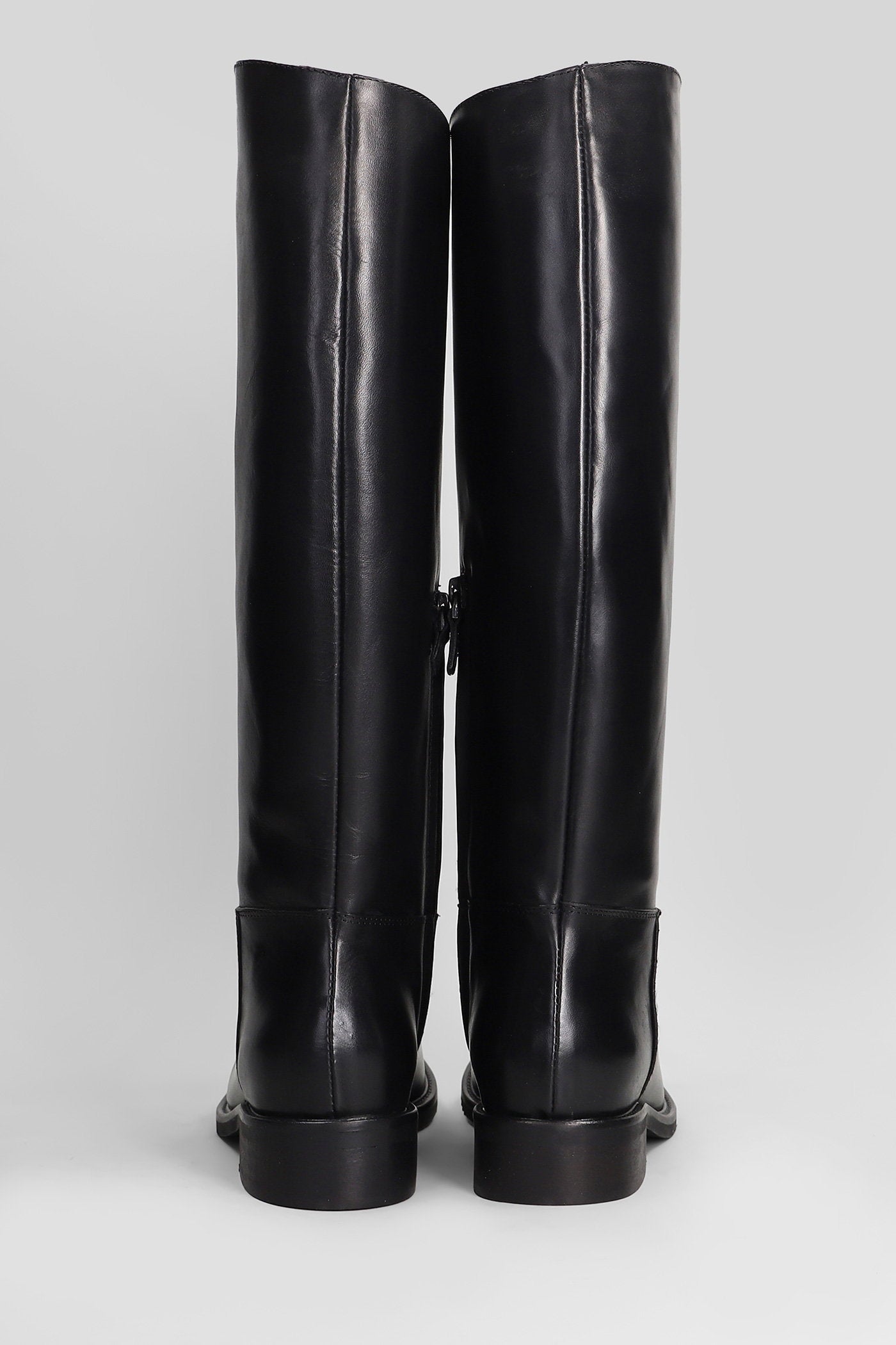 Low Heels Boots In Black Leather Scarpe