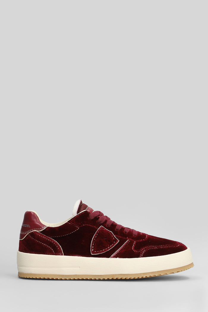 Nice Low Sneakers in bordeaux velvet Scarpe