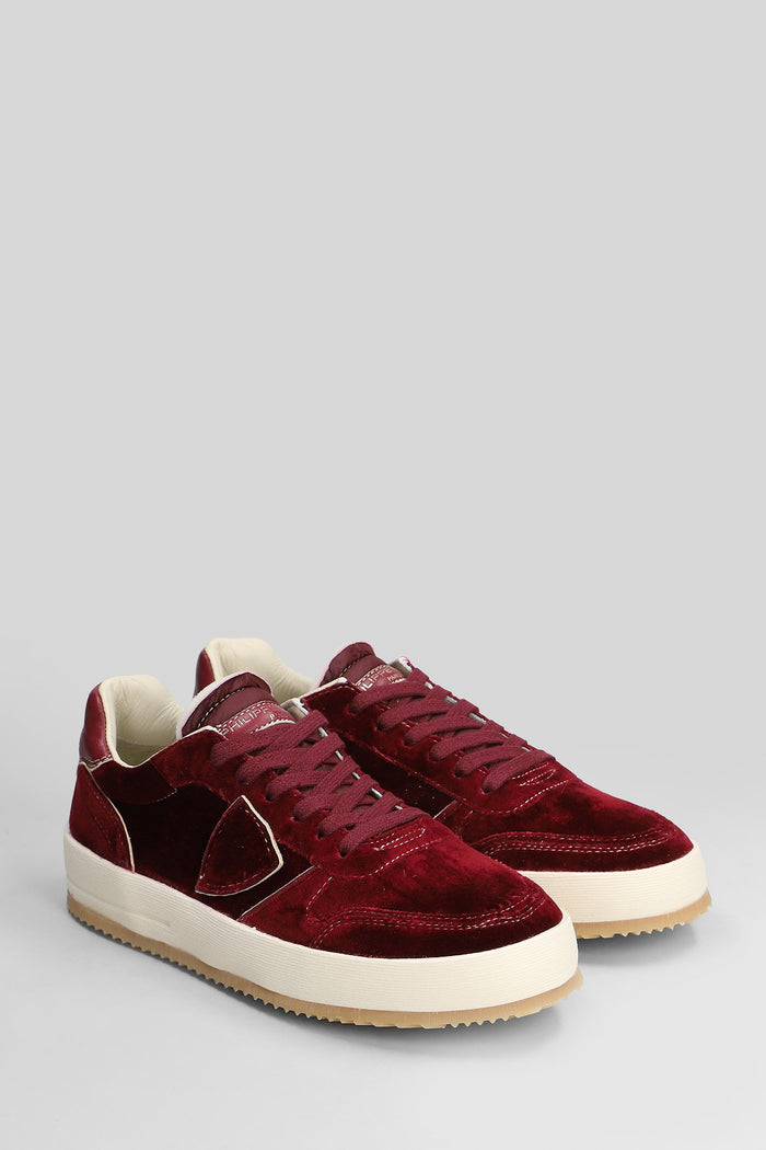 Nice Low Sneakers in bordeaux velvet Scarpe