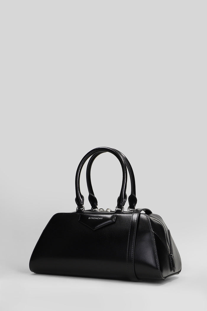 Antigona ew small Shoulder bag in black leather Borse