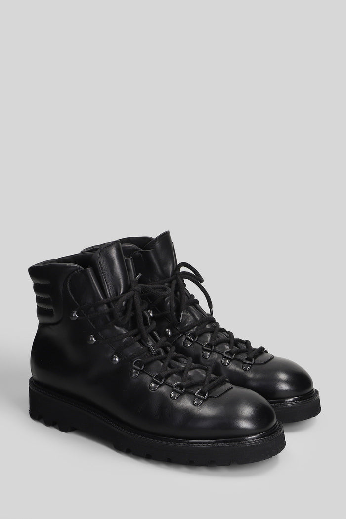 Elba Ankle boots in black leather Scarpe