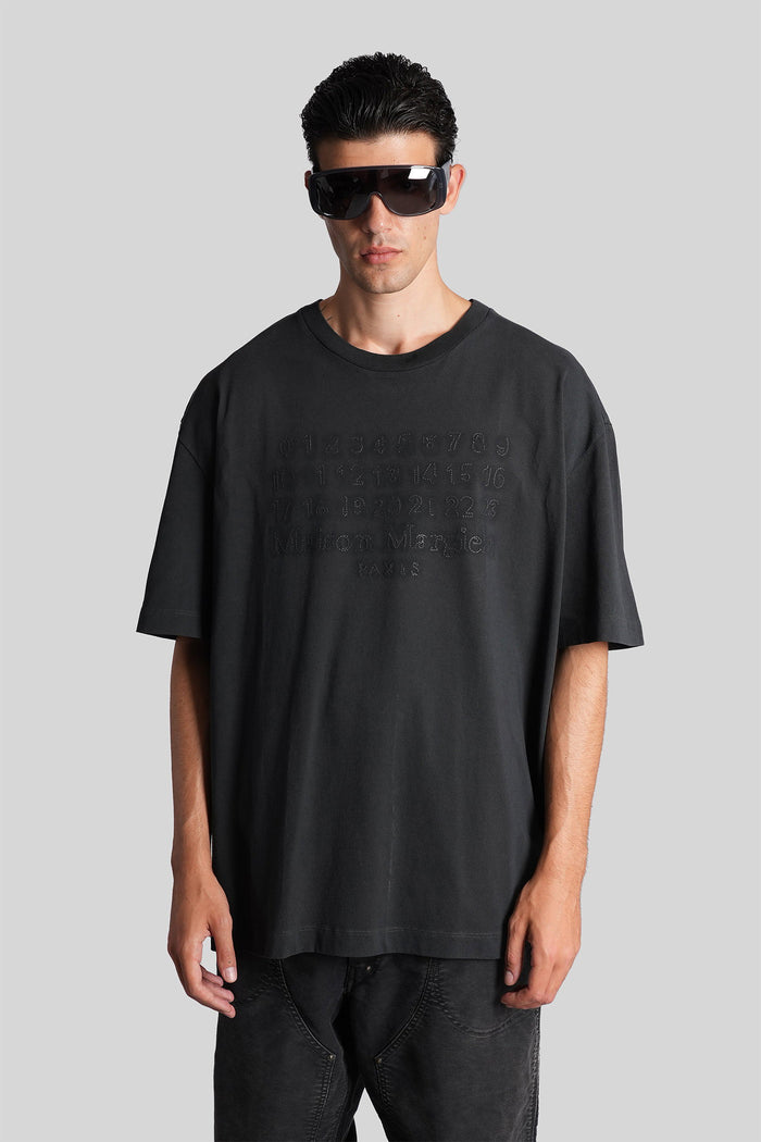 T-Shirt in black cotton Abbigliamento
