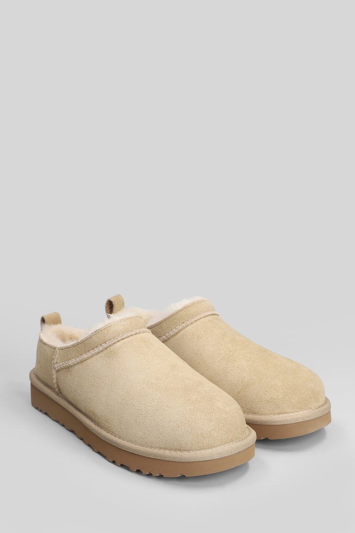 Classic Micro low heels Ankle boots in beige suede Scarpe