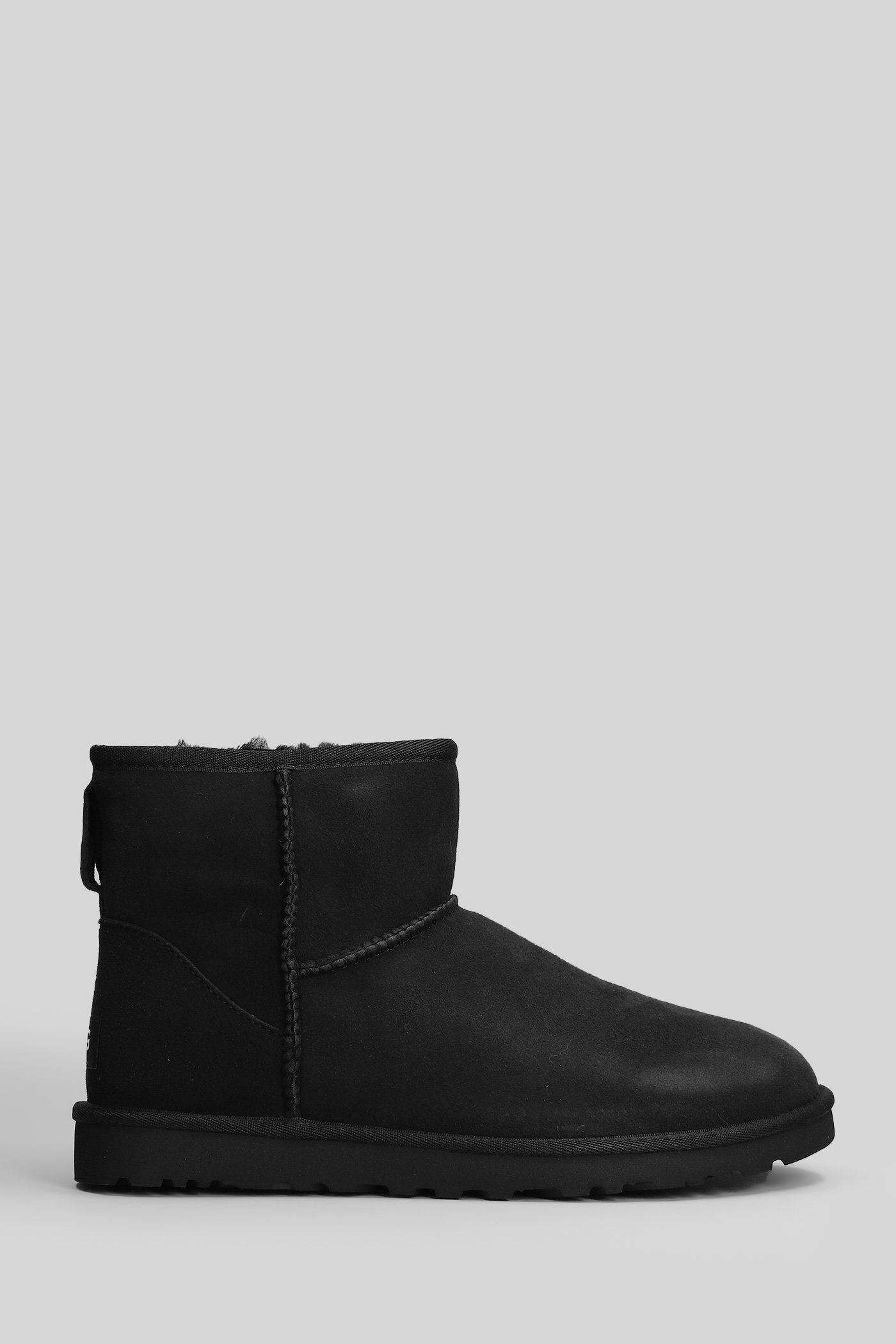 Classic Mini low heels Ankle boots in black suede Scarpe