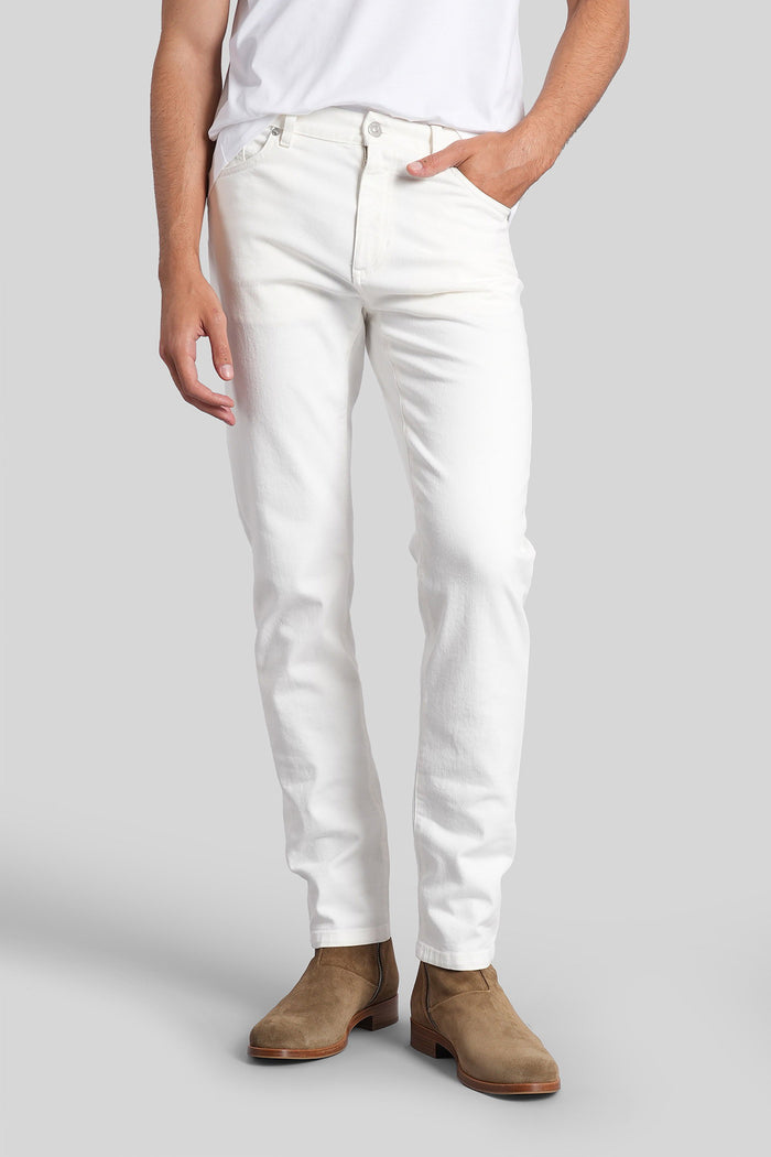 Jeans in white denim Abbigliamento