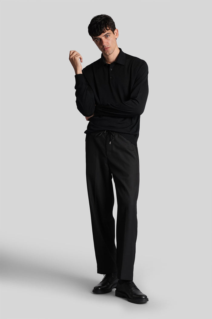 Polo in black wool Abbigliamento