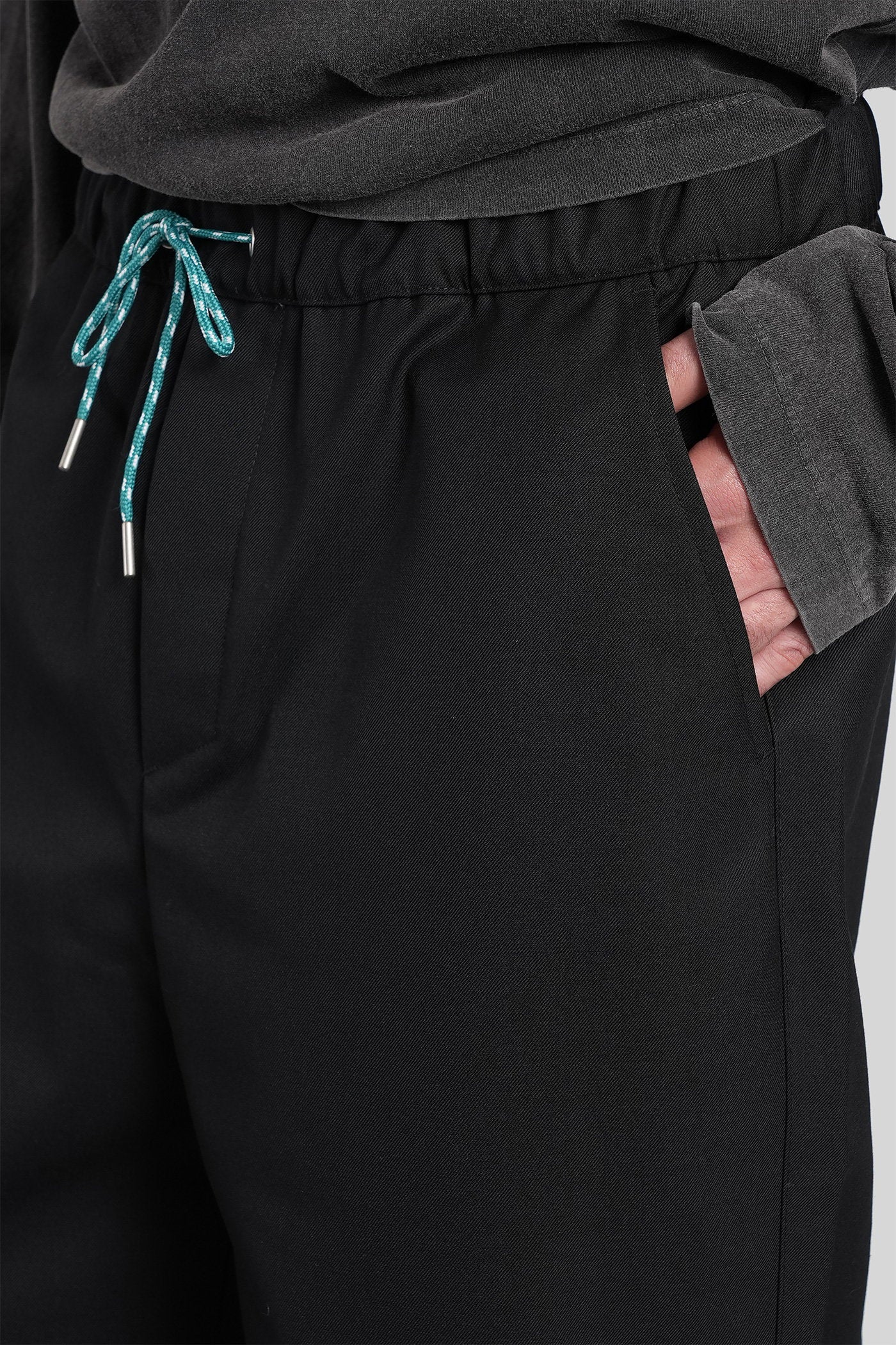 Pants in black wool Abbigliamento