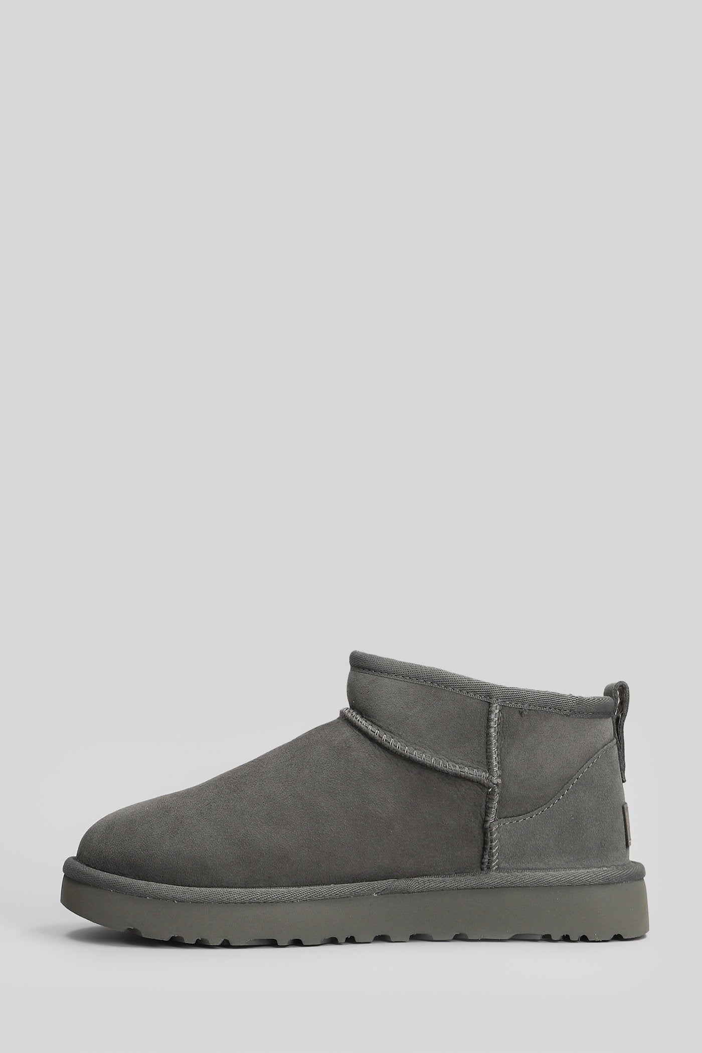 Classic Ultra Mini low heels Ankle boots in grey suede Scarpe