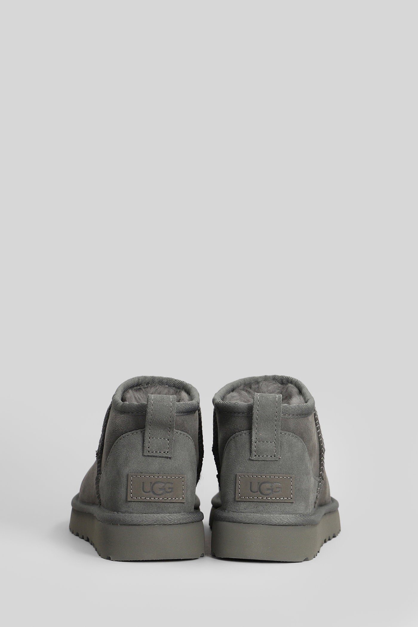 Classic Ultra Mini low heels Ankle boots in grey suede Scarpe
