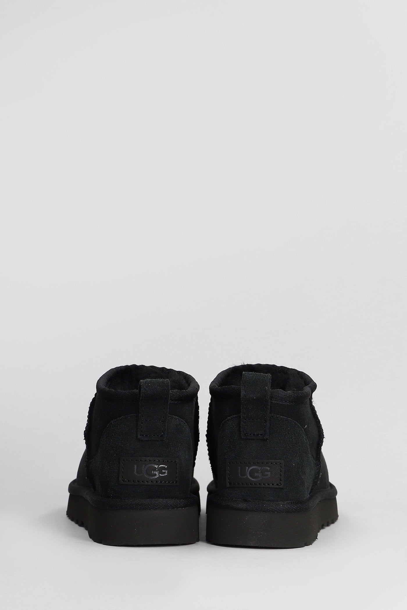 Classic Ultra Mini low heels Ankle boots in black suede Scarpe