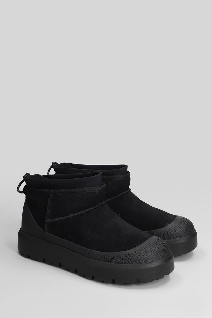 Cl Ultra Mini Weathe Ankle boots in black suede Scarpe
