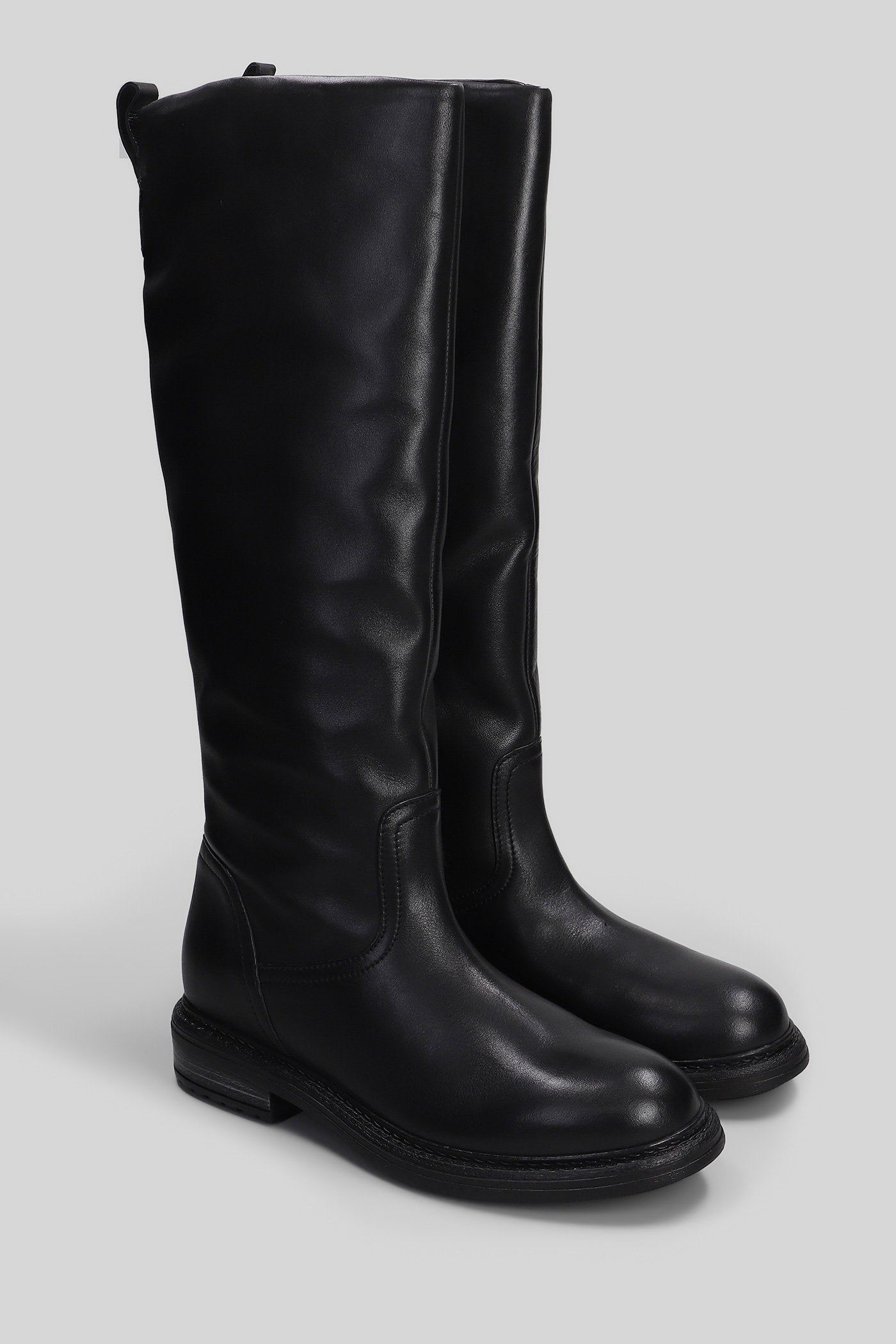 Colette Ride low heels boots in black leather Scarpe