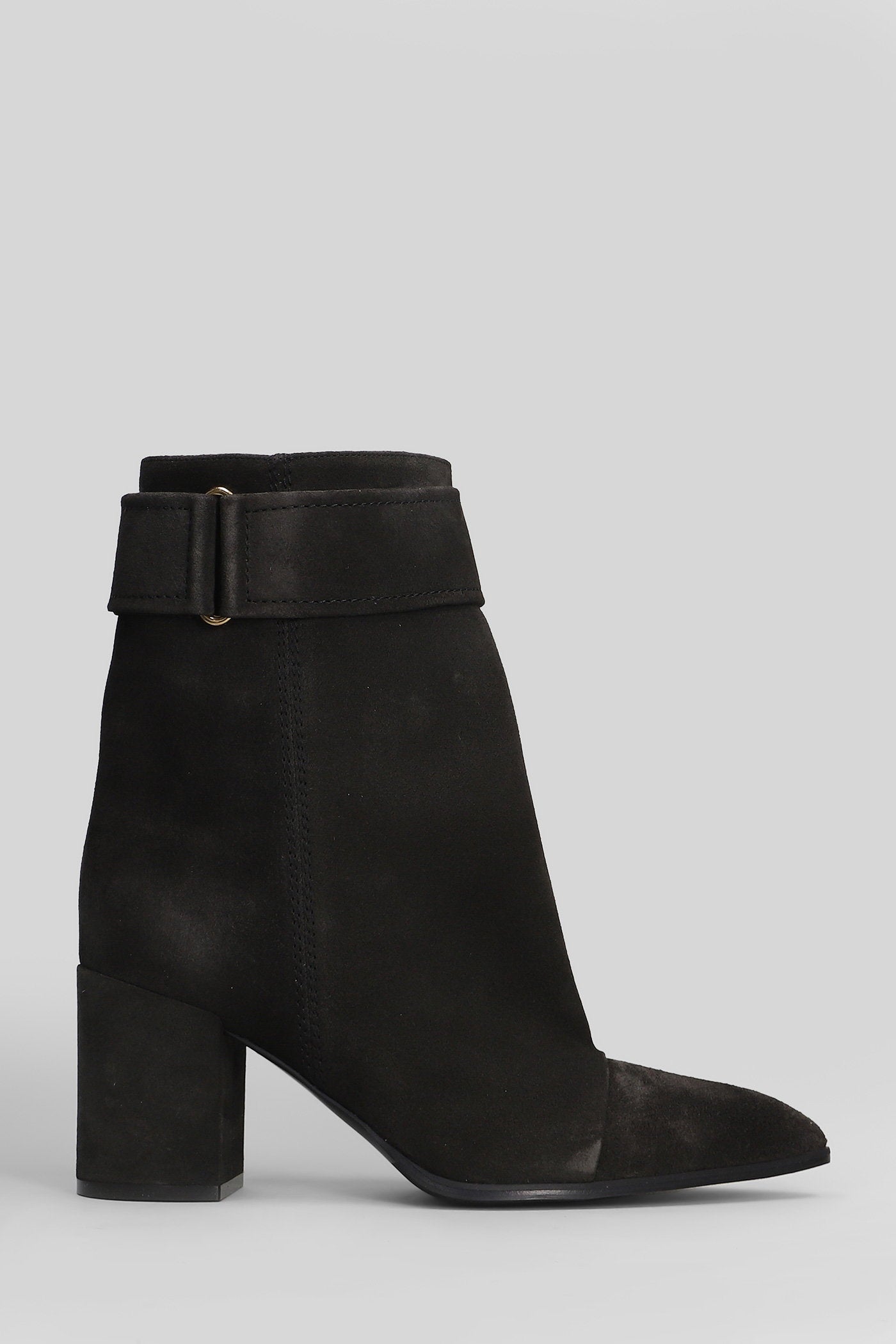 High heels Ankle boots in black suede Scarpe