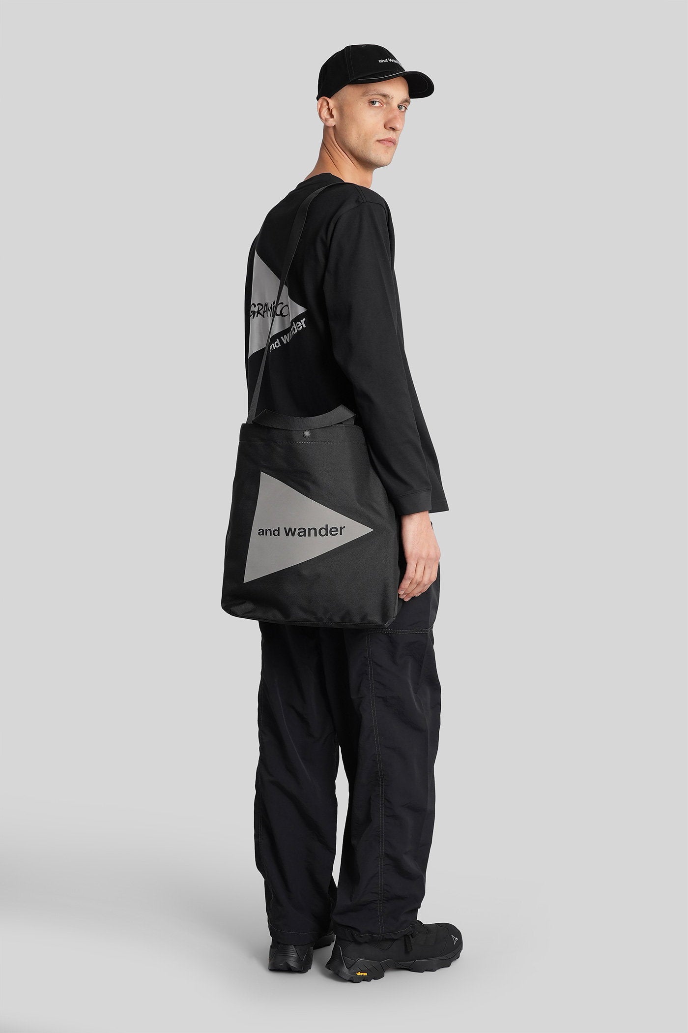T-Shirt in black cotton Abbigliamento