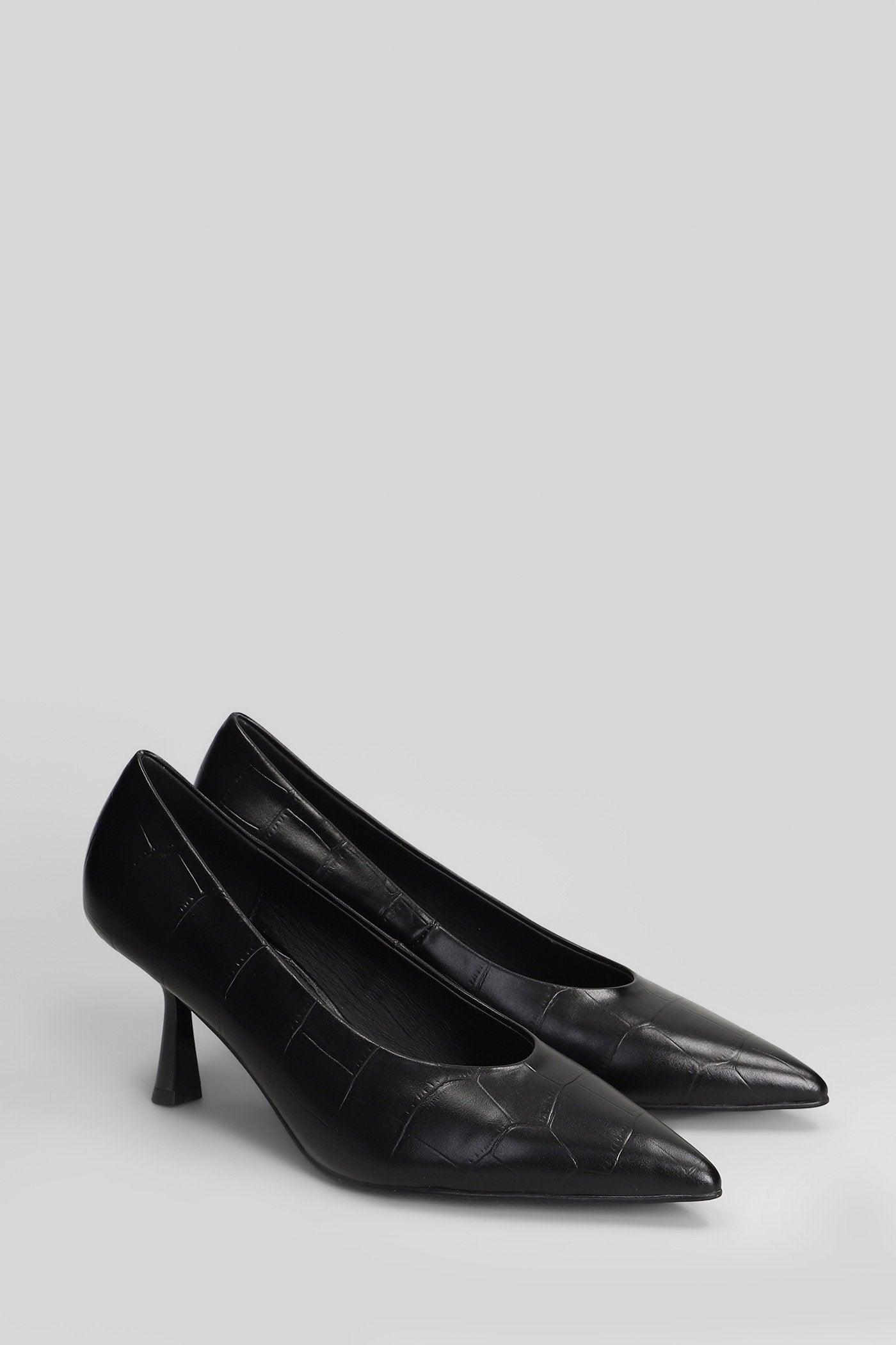 Pumps In Black Leather Scarpe