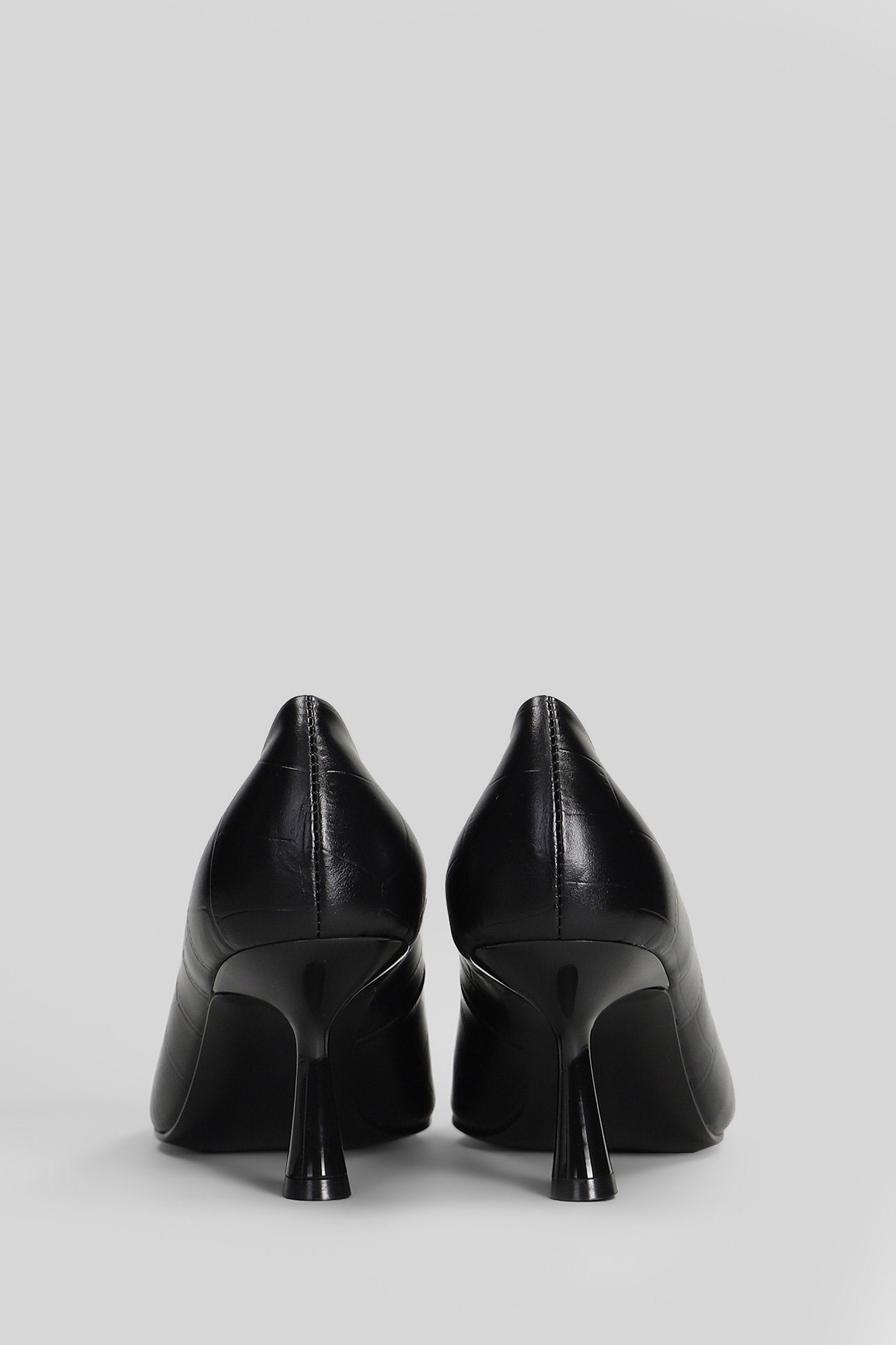 Pumps In Black Leather Scarpe